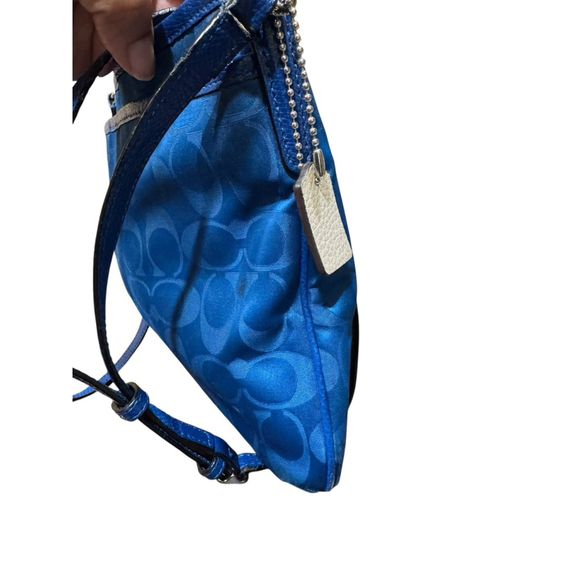 Coach CROSSBODY IN SIGNATURE NYLON Blue - Picture 4 of 14